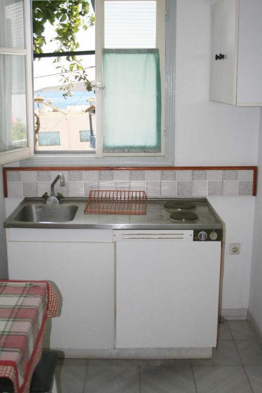 George Apartments Livadia  Стая снимка