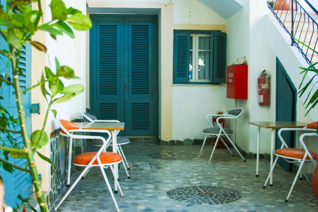 George Apartments Livadia  Екстериор снимка