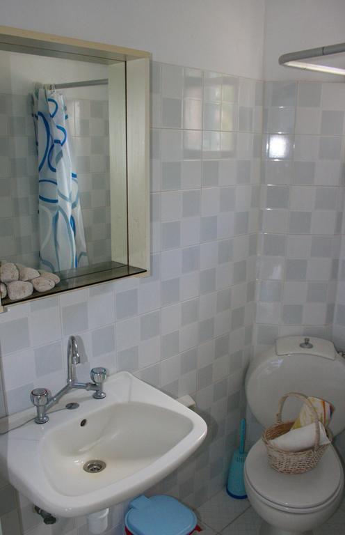 George Apartments Livadia  Екстериор снимка